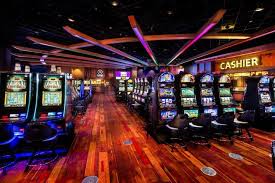 Зеркало Casino Wilder